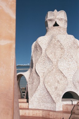 [Image 2000-04-07-02a]