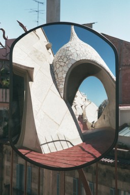 [Image 2000-04-08-05a]
