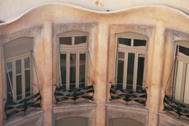 [Image 2000-04-08-09a]