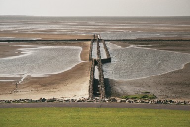 [Image 2001-03-13-01a]